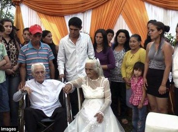 80 წლიანი თანაცხოვრების შემდეგ როგორც იქნა გადაწყვიტეს რომ დაქორწინებულიყვნენ