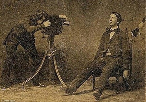 მე-19 საუკუნის შუა პერიოდის მოდა - გარდაცვლილთა ფოტოგრაფია