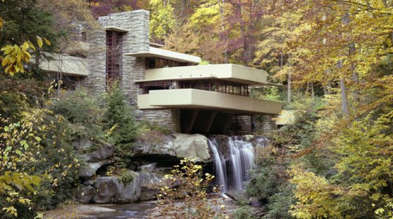 სახლი ჩანჩქერზე- ამერიკელი არქიტექტორის  ფრენკ ლოიდის  პროექტი