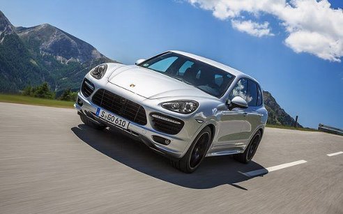 Porsche Cayenne GTS–420 ცხ.ძ.  მაქს.სიჩქარე–261კმ/სთ.