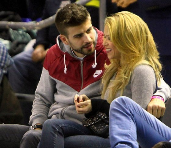 Shakira და Gerard Pique კალათბურთის თამაშზე