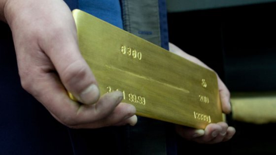 თვითმფრინავში მილიონი დოლარის ღირებულების დამალული ოქრო იპოვეს