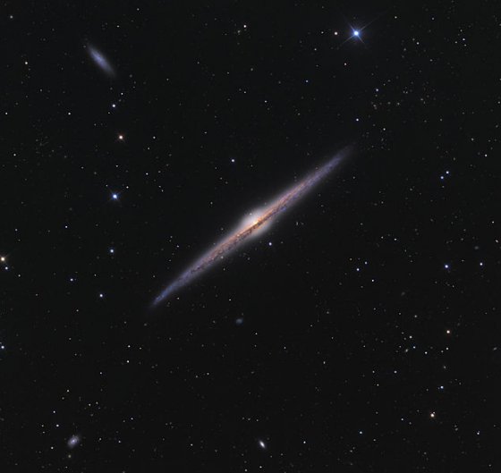 სპირალური გალაქტიკა NGC 4565