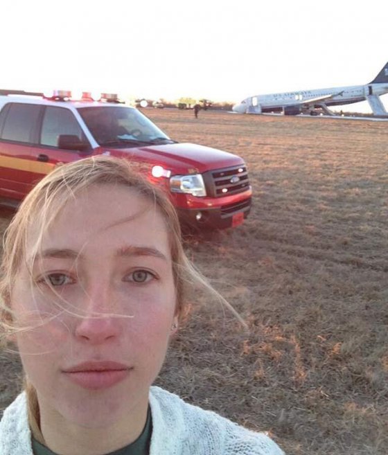 დღის ფოტო. "ჩემი თვითმფრინავი ავარიულად დაჯდა."