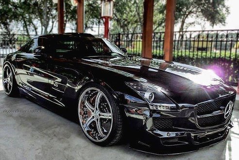 Mercedes-Benz SLS AMG