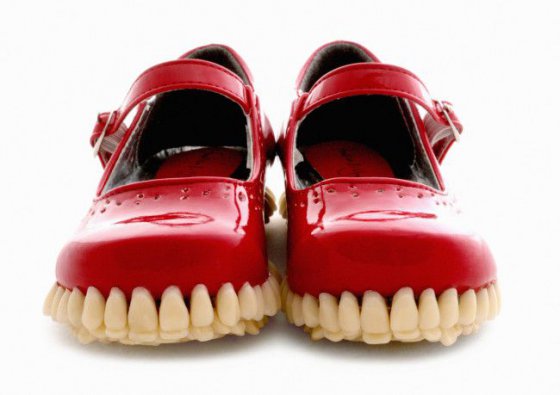 კბილებიანი  ფეხსაცმელი