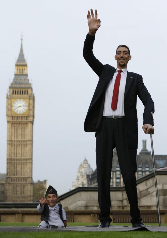 მსოფლიოს ყველაზე  მაღალი და ყველაზე დაბალი კაცი